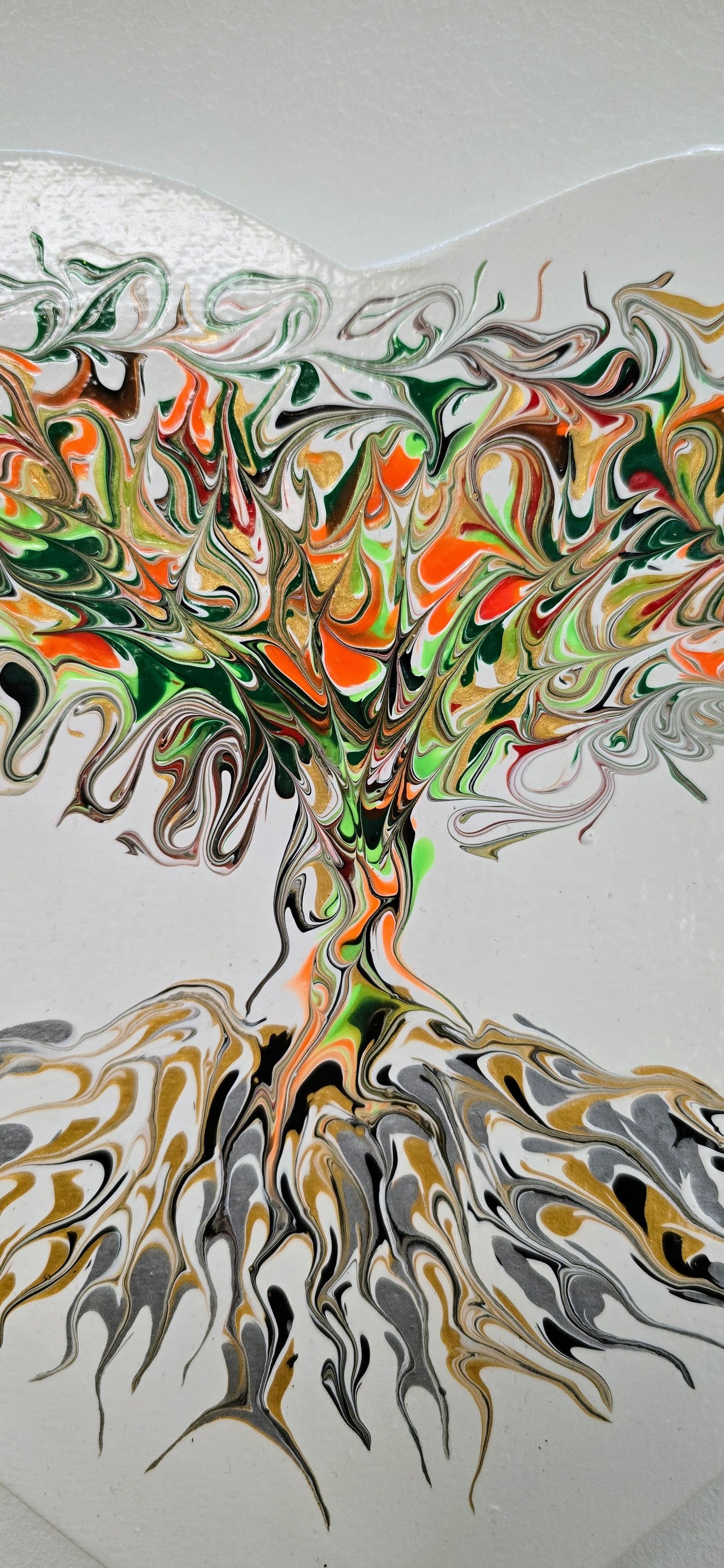 Drzewo Życia w Sercu – Obraz Serce Pouring Art 29 cm