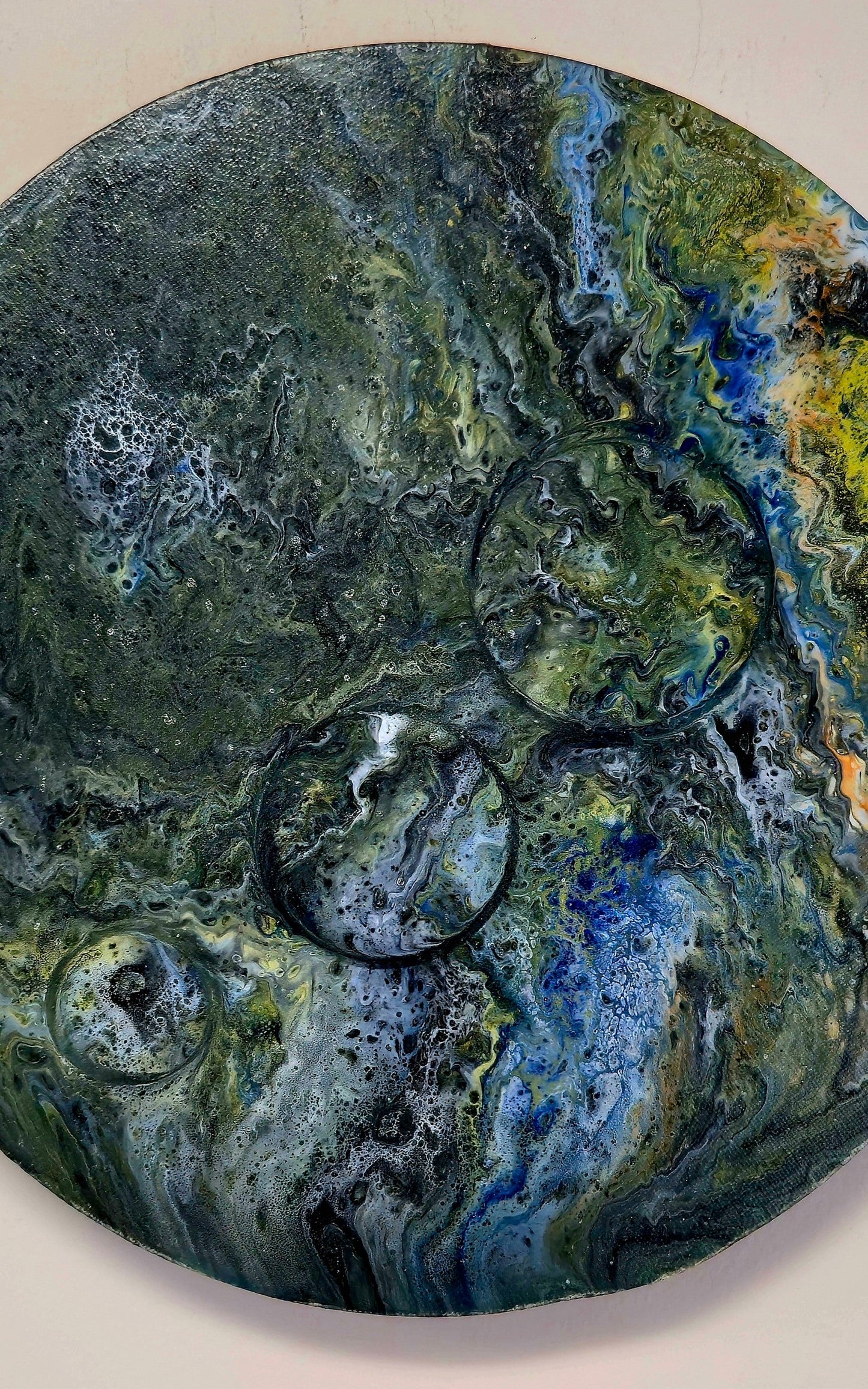 Okrągły obraz 30cm - Zieleń Niebieski Żółć Pouring Art