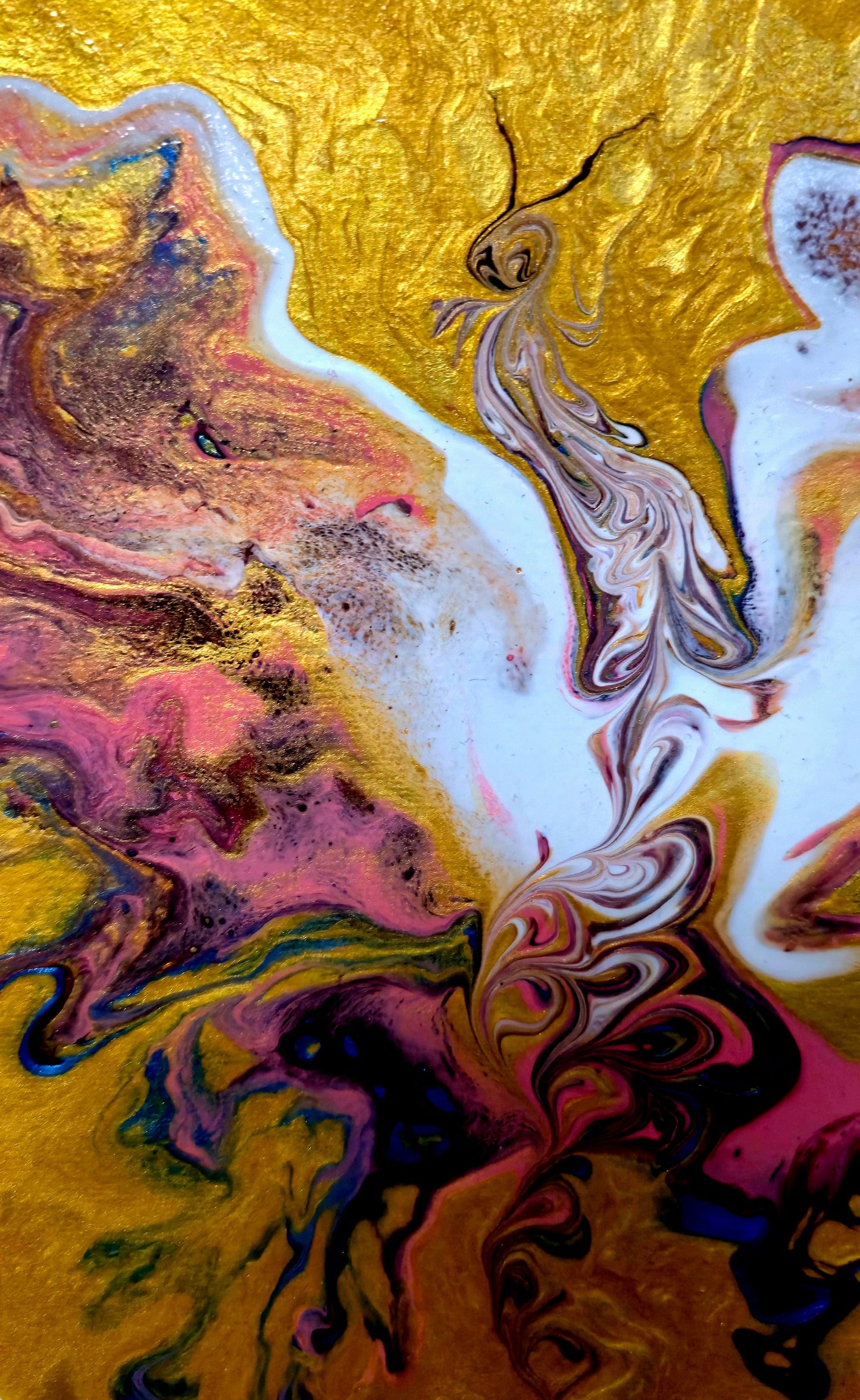 Złoty Motyl – Obraz Abstrakcyjny Pouring Art (30cm)