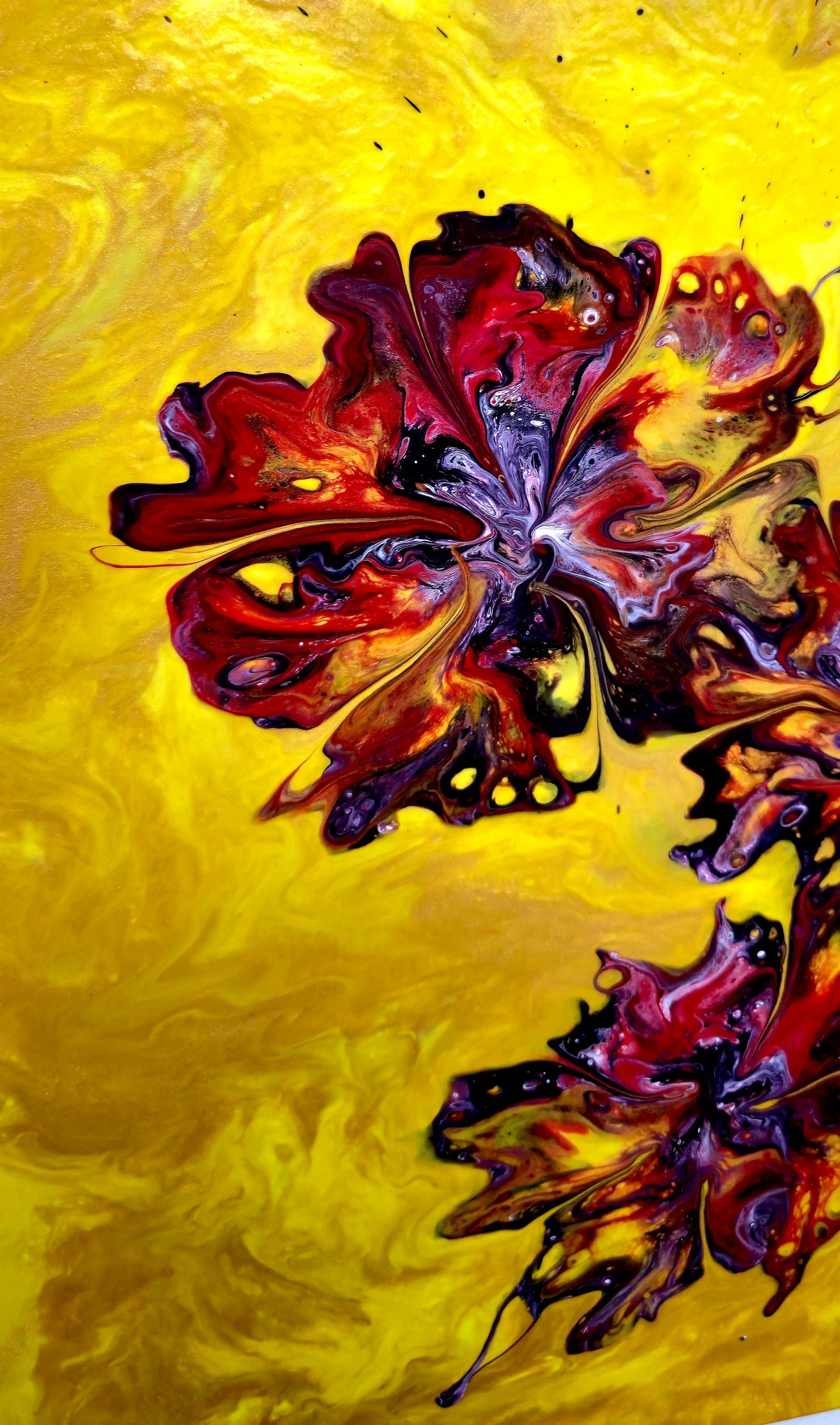 Płomienne Kwiaty – Obraz Abstrakcyjny Pouring Art 55x75 cm