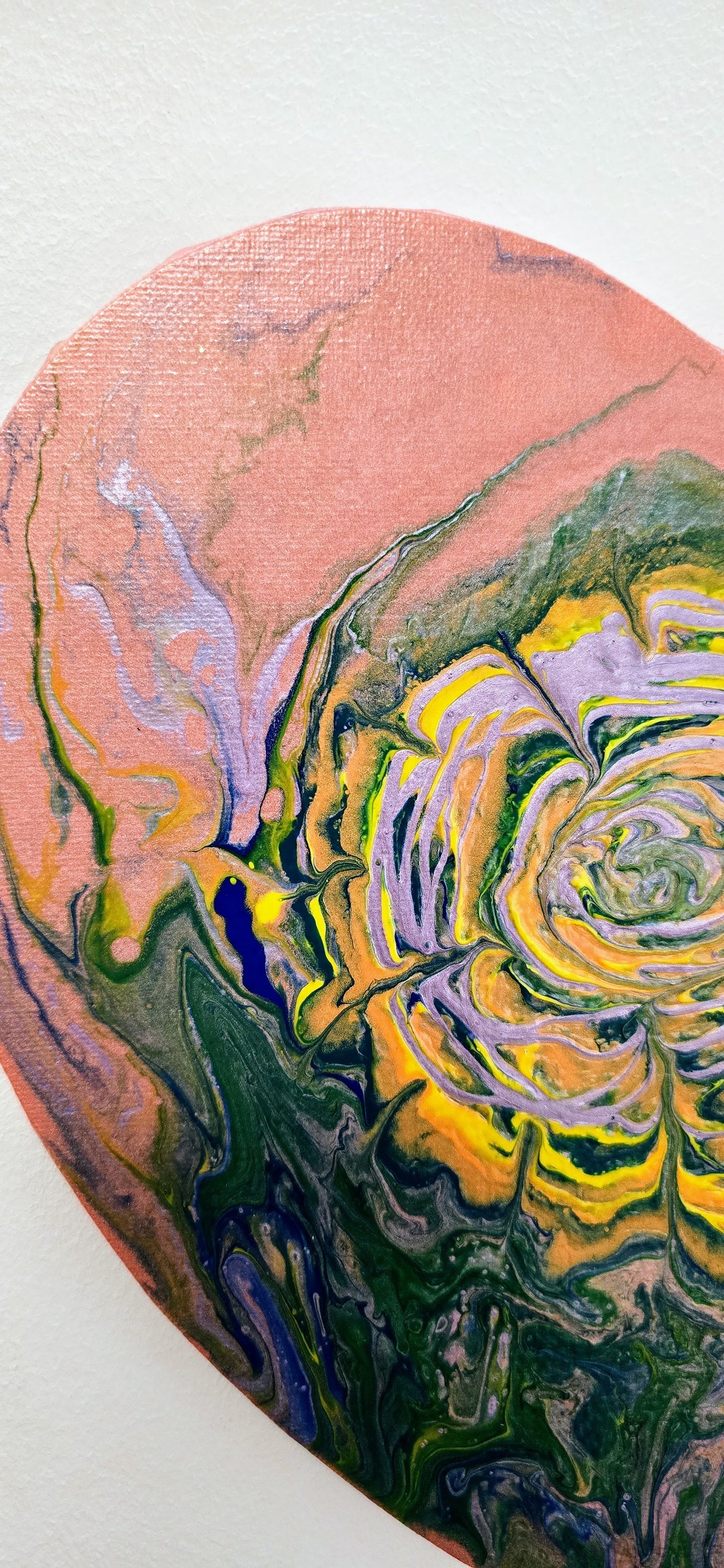 Róża w Sercu – Obraz Serce Pouring Art 29 cm