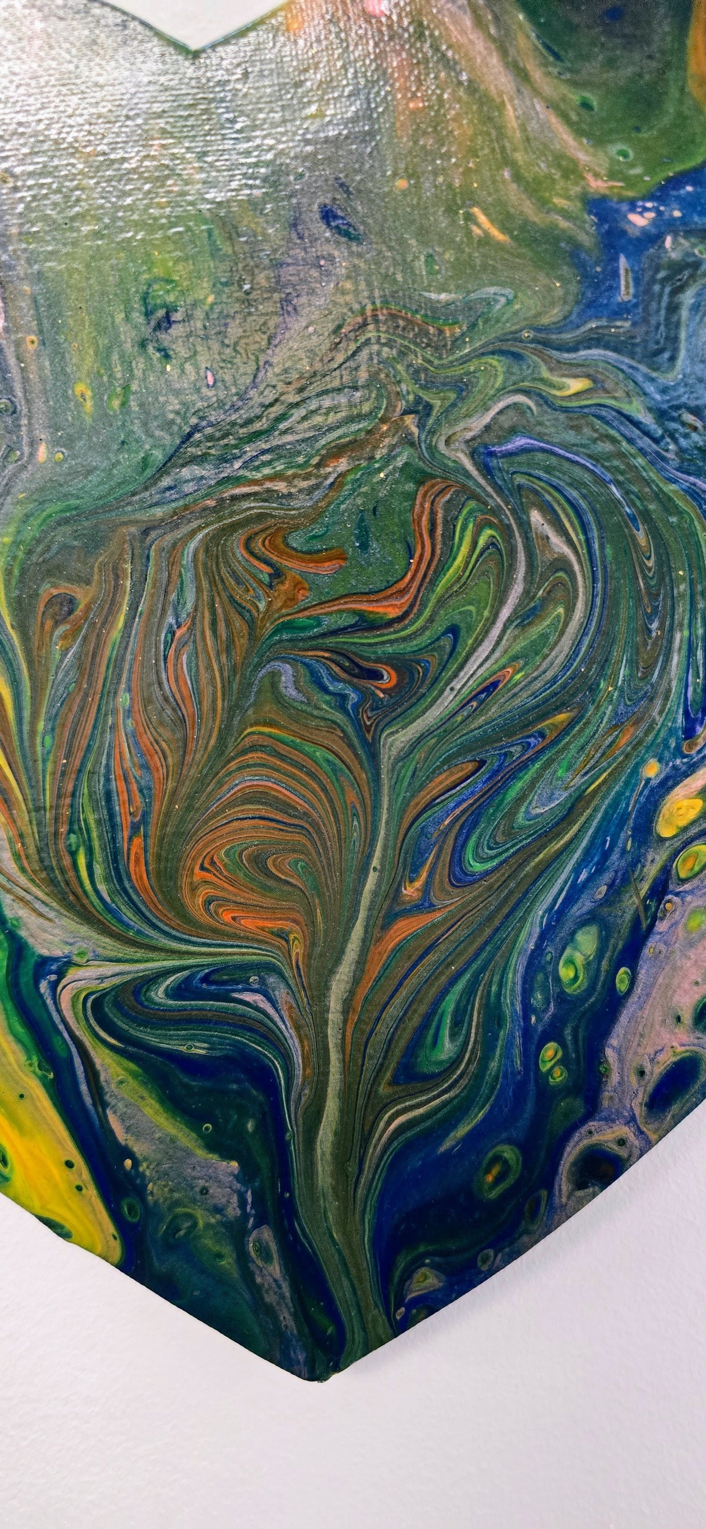 Dzikie Serce Natury – Obraz Serce Pouring Art 29 cm