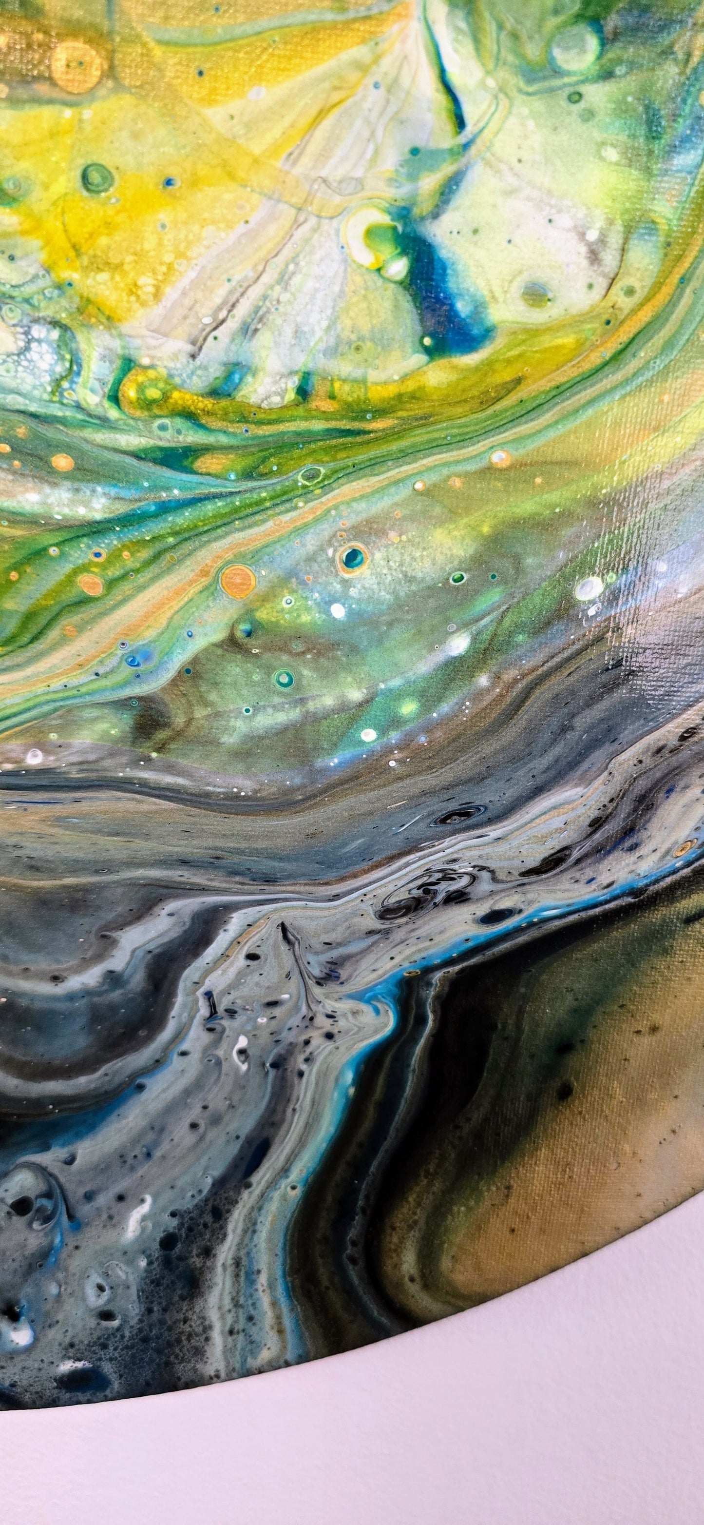 Oko Gazowego Giganta – Okrągły Obraz Abstrakcyjny Pouring Art 50 cm