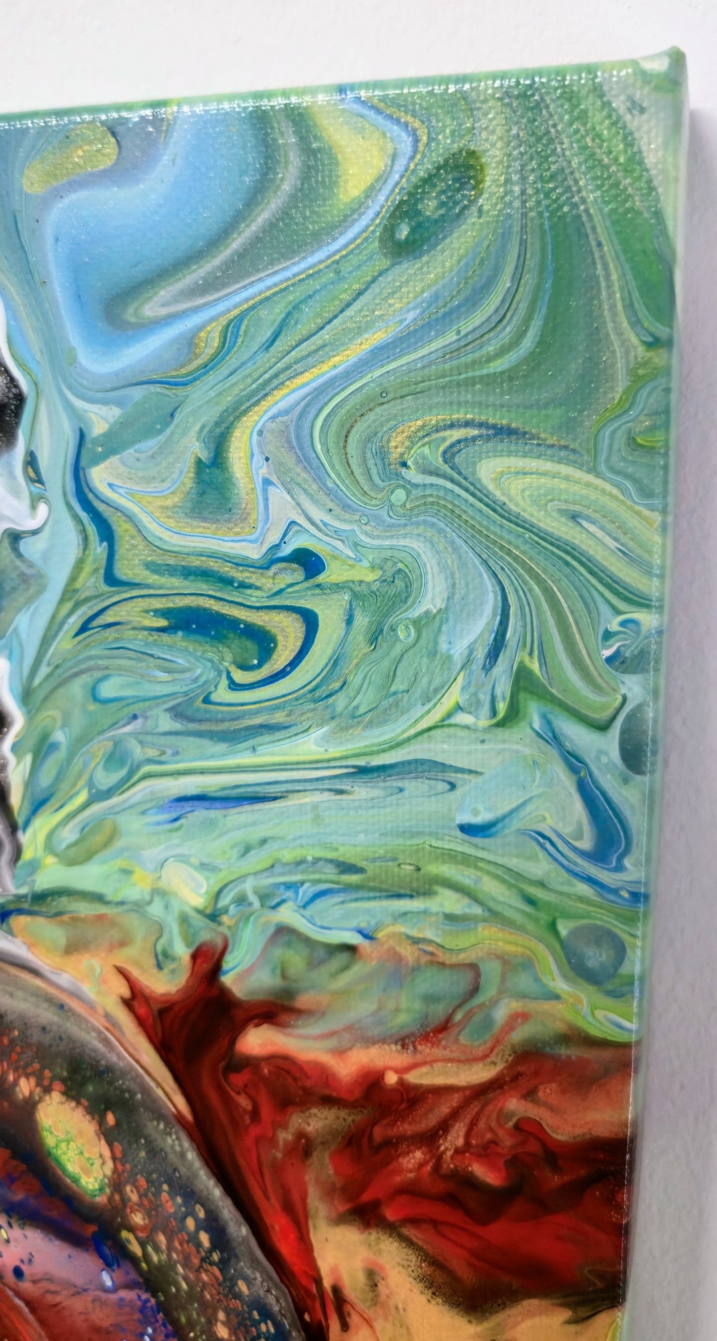 Oko Smoka – Czerwone – Obraz Abstrakcyjny Pouring Art 30x40 cm