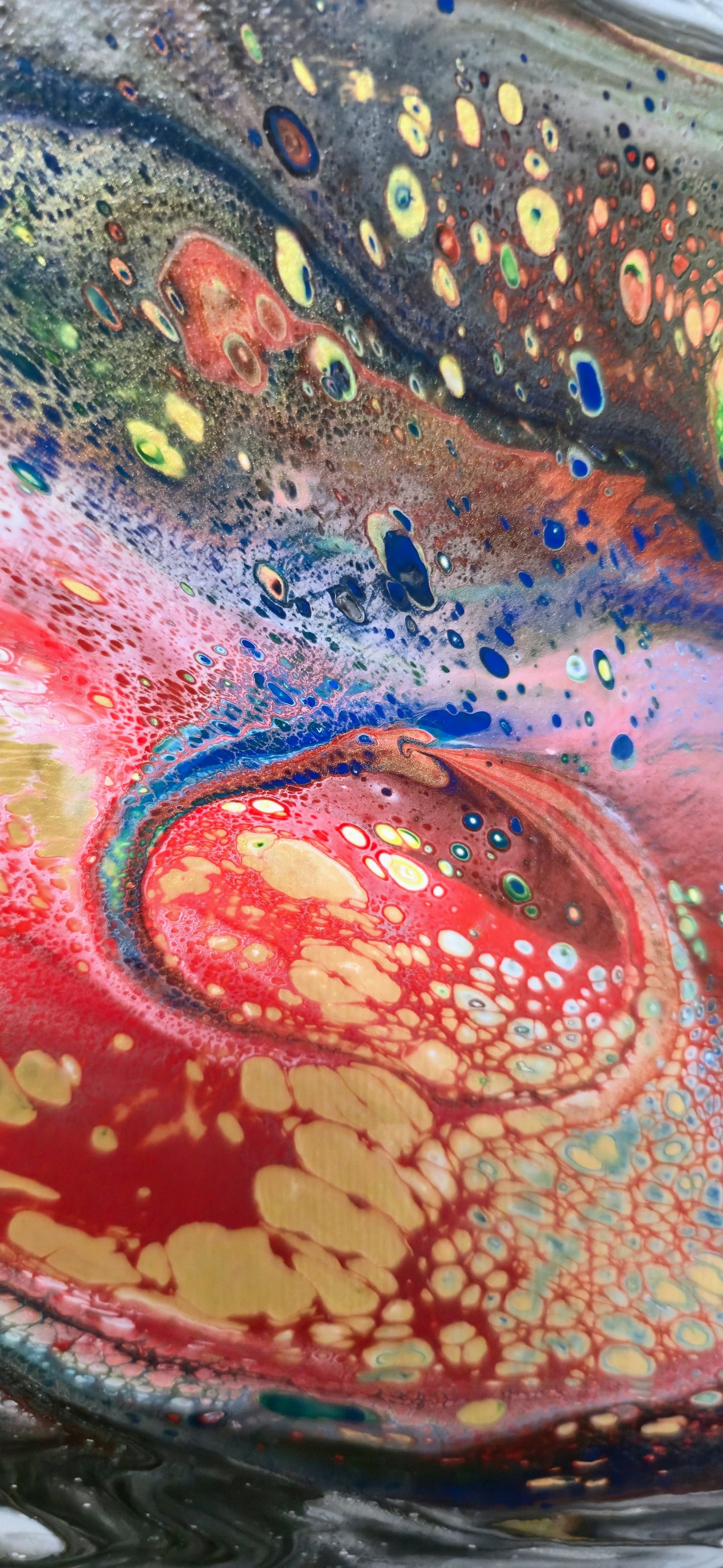 Oko Smoka – Czerwone – Obraz Abstrakcyjny Pouring Art 30x40 cm