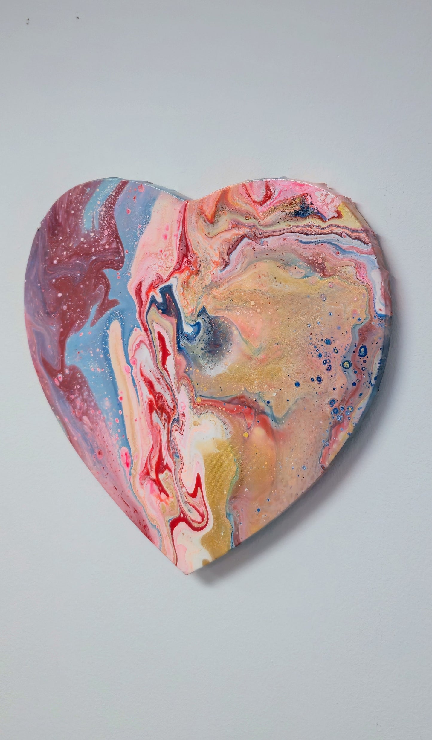 Różowa Mgławica –  Obraz Abstrakcyjny Serce Pouring Art 30 cm