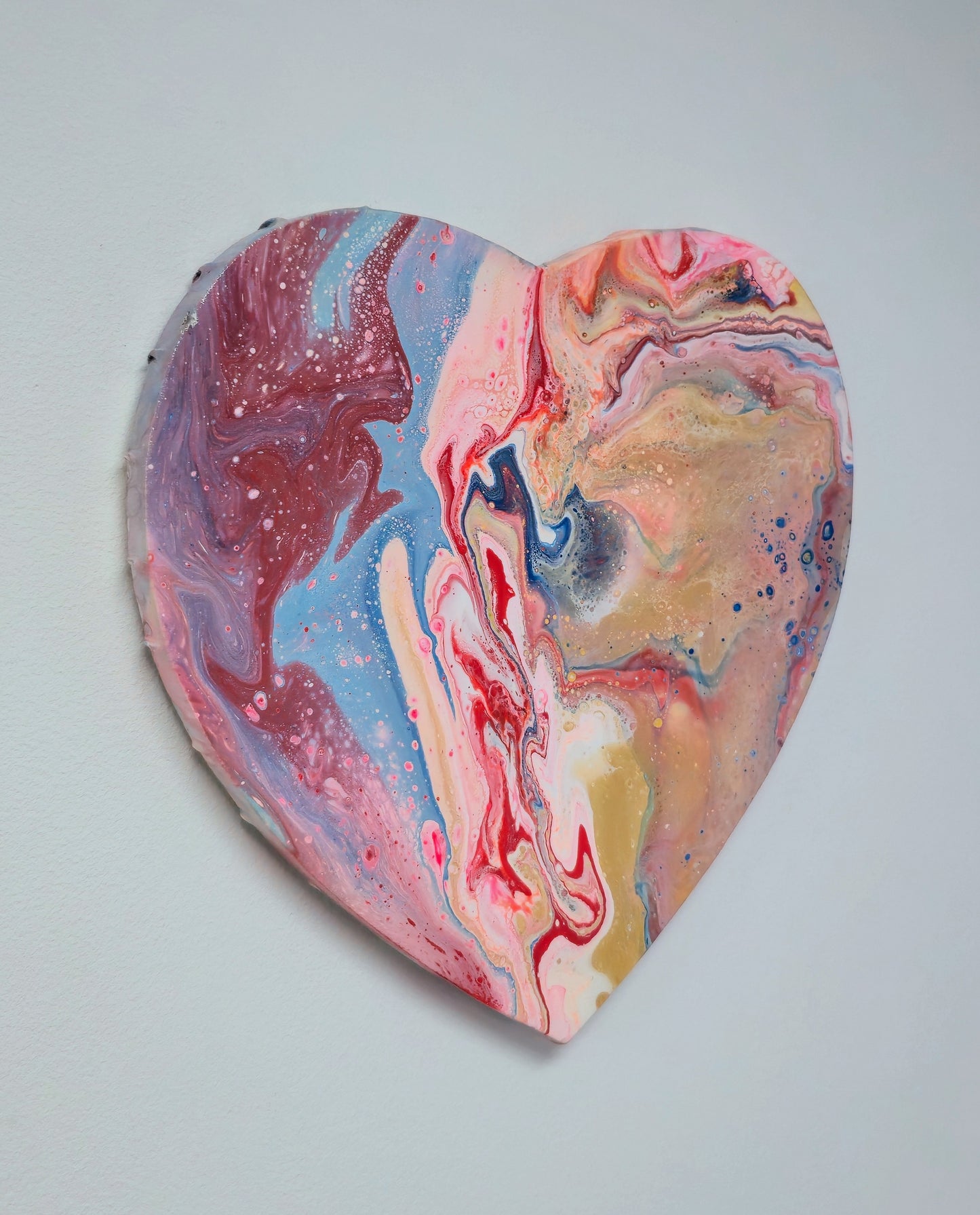 Różowa Mgławica –  Obraz Abstrakcyjny Serce Pouring Art 30 cm