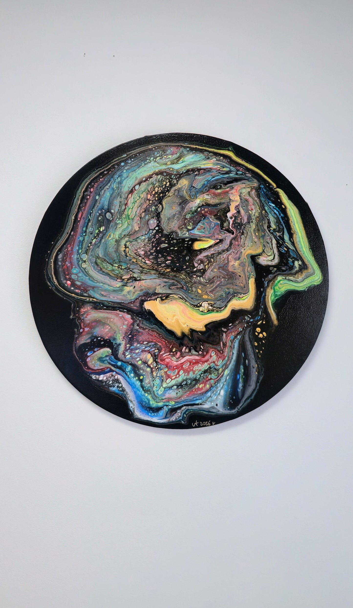 Strażnik Umysłu – Okrągły Obraz Abstrakcyjny Pouring Art 50 cm