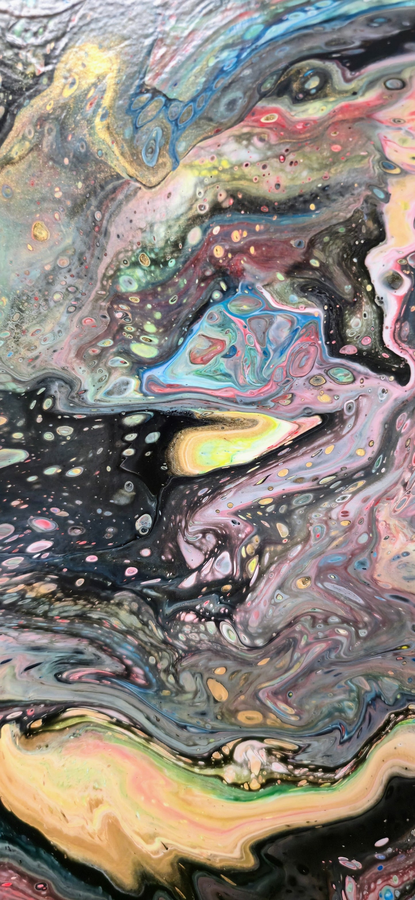 Strażnik Umysłu – Okrągły Obraz Abstrakcyjny Pouring Art 50 cm