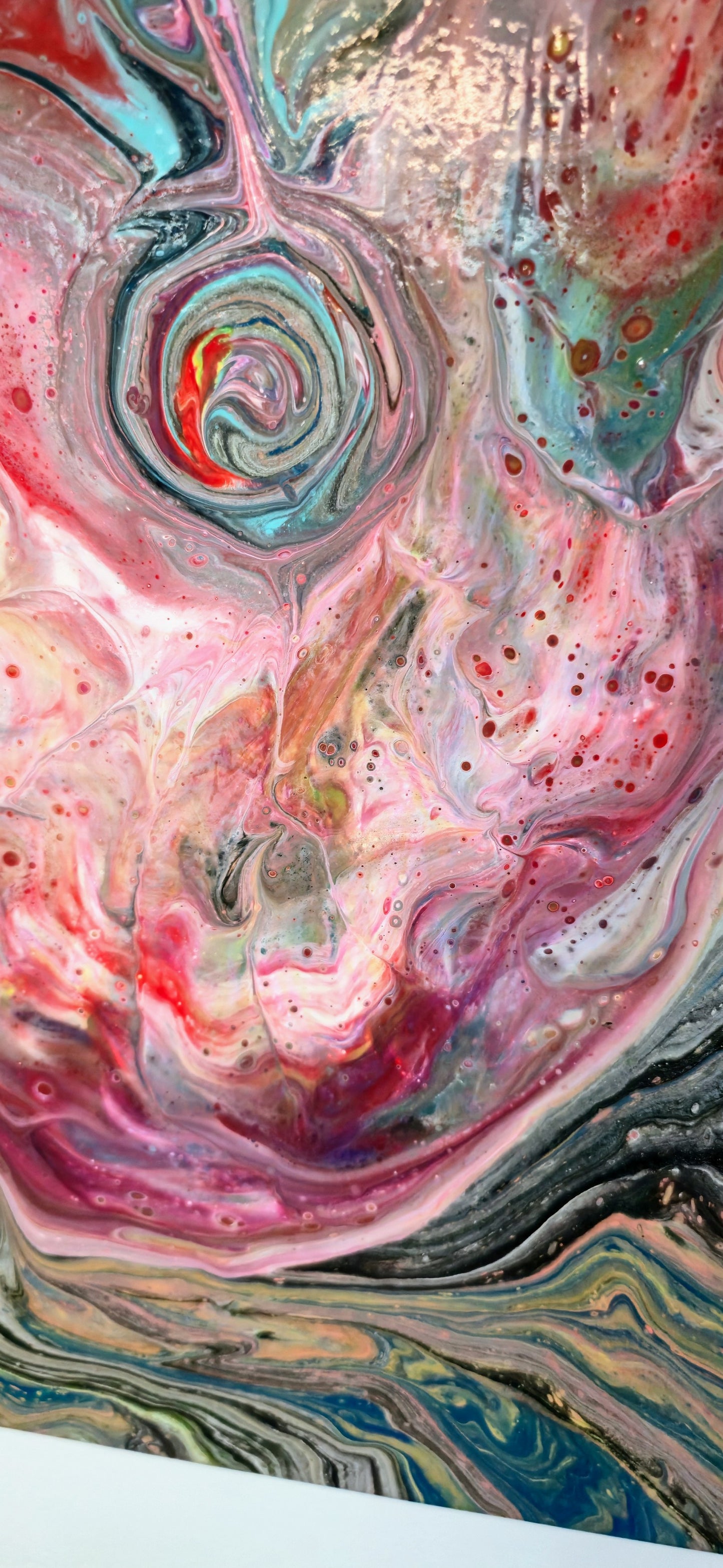Czysty Umysł w Czerwieni – Obraz Abstrakcyjny Pouring Art (40x50 cm)