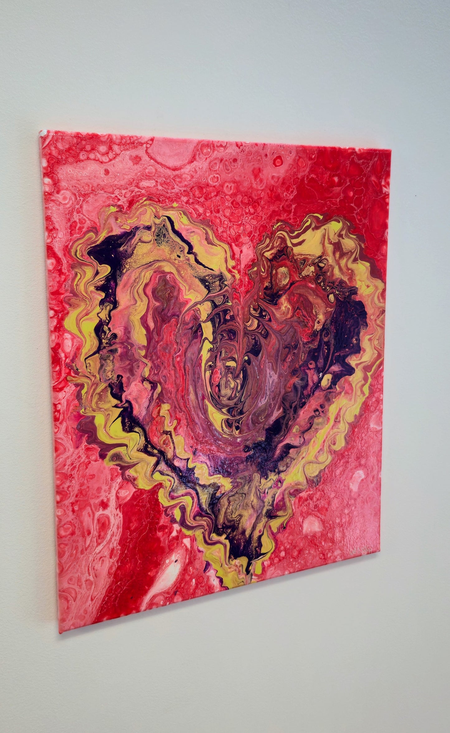 Serce Współczucia – Obraz Abstrakcyjny Pouring Art (40x50 cm)
