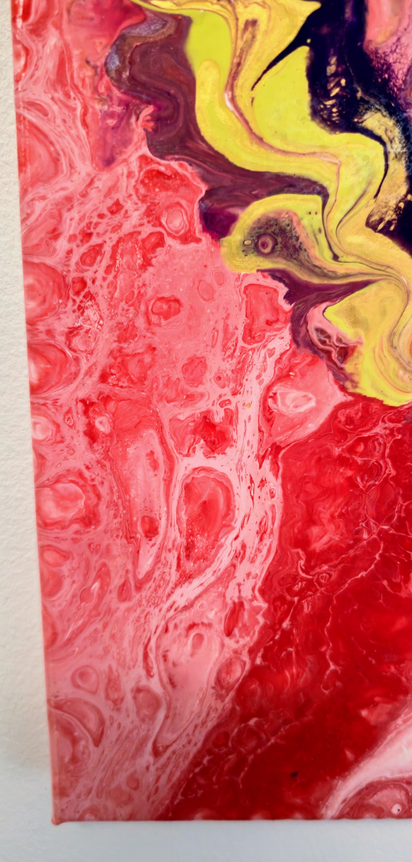 Serce Współczucia – Obraz Abstrakcyjny Pouring Art (40x50 cm)