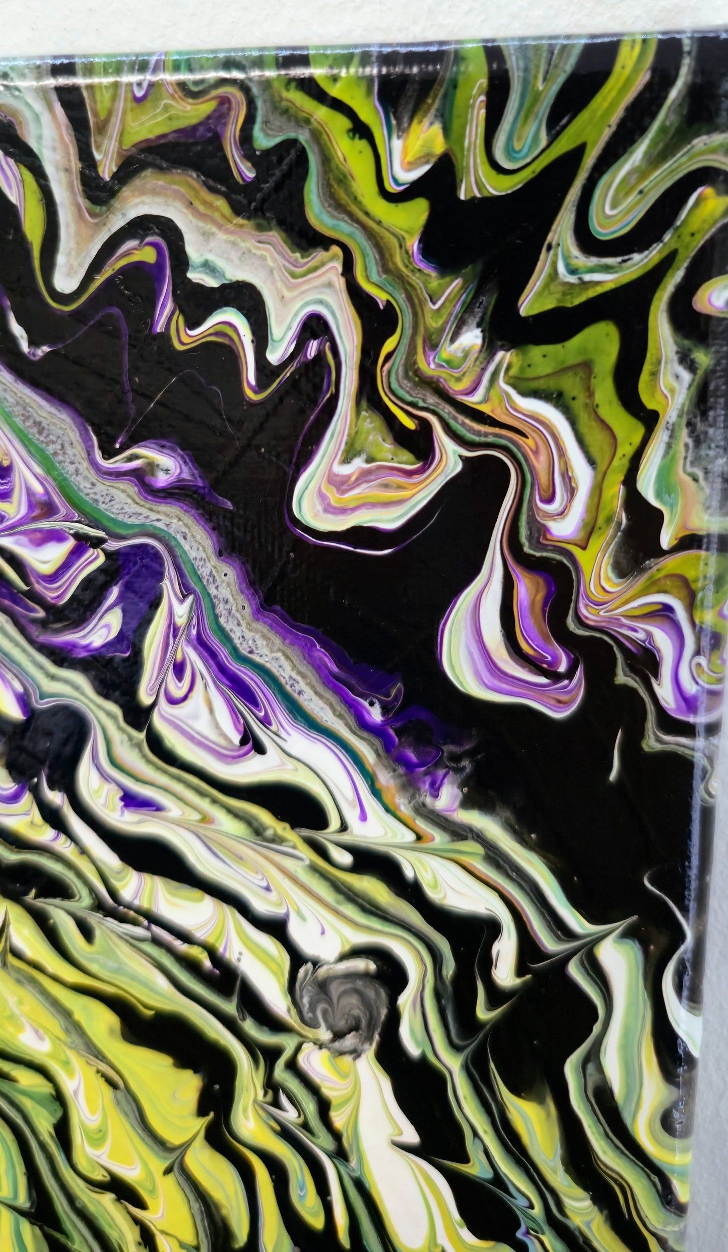 Wir Świadomości – Obraz Abstrakcyjny Pouring Art (40x50 cm)
