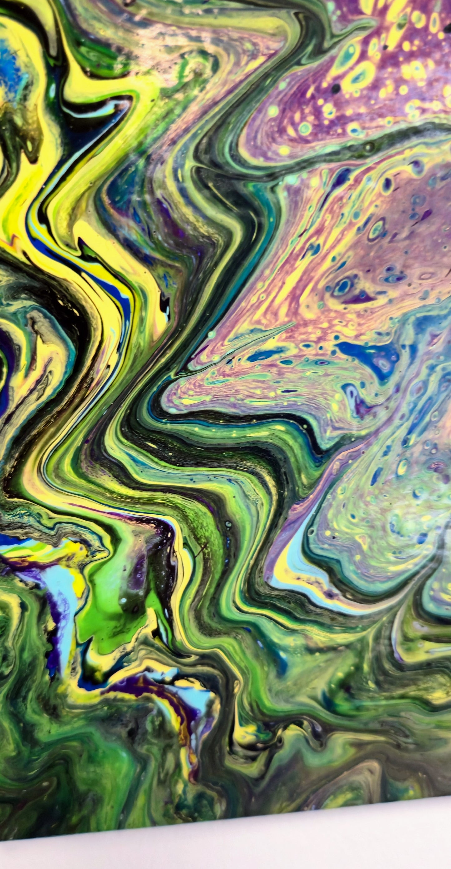 Fioletowy Sen Lasu – Obraz Abstrakcyjny Pouring Art (50x50 cm)