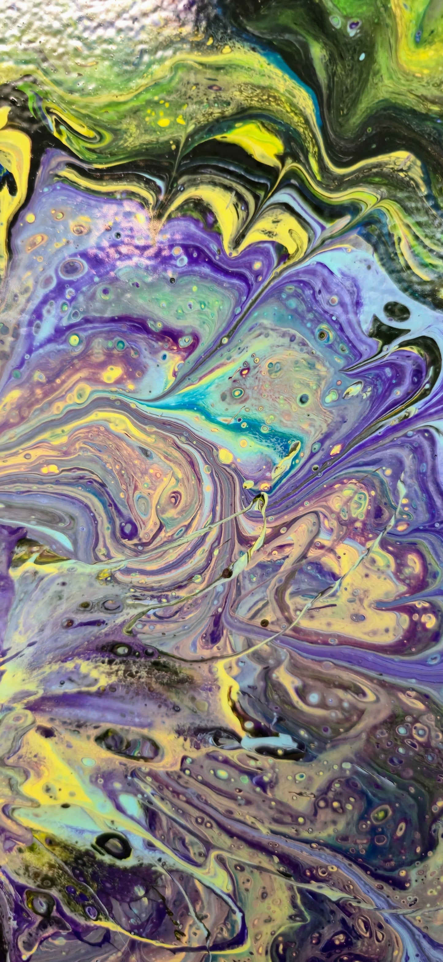 Fioletowy Sen Lasu – Obraz Abstrakcyjny Pouring Art (50x50 cm)