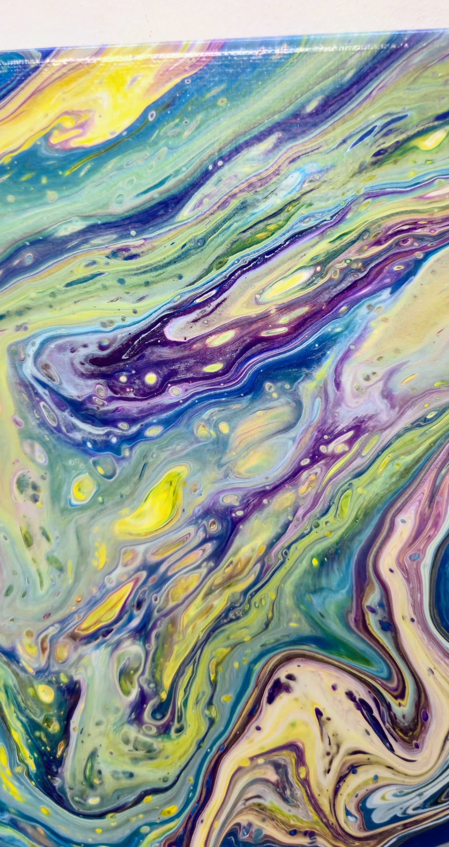 Przepływ – Obraz Abstrakcyjny Pouring Art (40x50 cm)