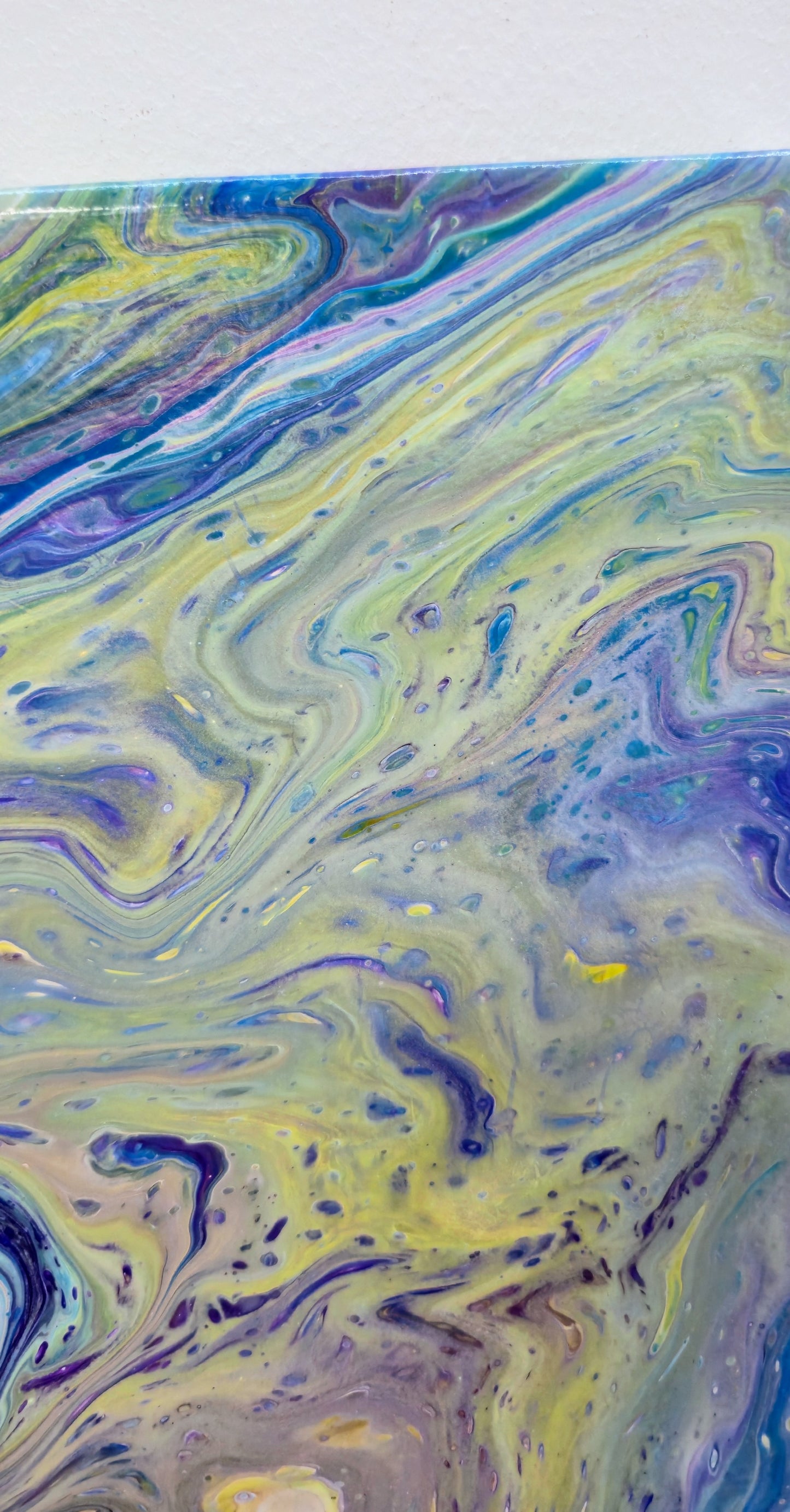 Przepływ – Obraz Abstrakcyjny Pouring Art (40x50 cm)