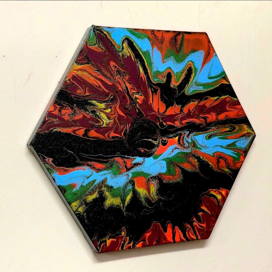 Neonowy Rozkwit na Czerni – Sześciokąt Pouring Art 20cm