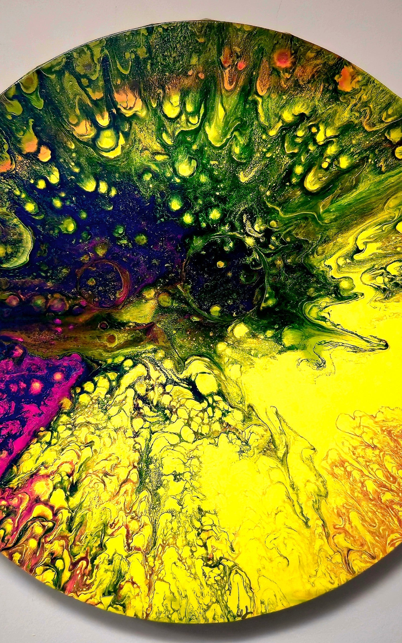 Okrągły obraz 50cm - Żółć Zieleń Fiolet Pouring Art